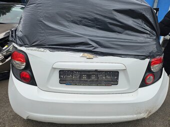 Chevrolet Aveo 1.2 i, 62 kw - 6