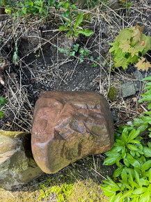 Okrasný kamen na zahradu - 6