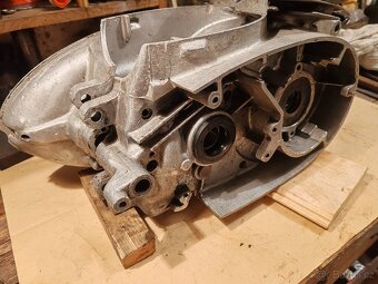 Jawa 250 pérák - 6