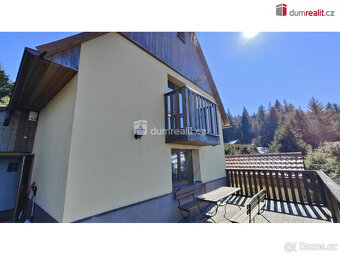 Chata po kompletní rekonstrukci, 103 m2 + garáž 12 m2, TOP S - 6