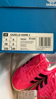 Nové tenisky Adidas (GAZELLE Home J) vel. 38 - 6