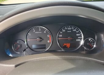 Nissan Pathfinder 2.5 dCi SE 140kw - 6