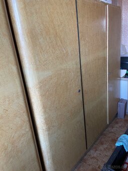 Šatní skříně z masivu - 6