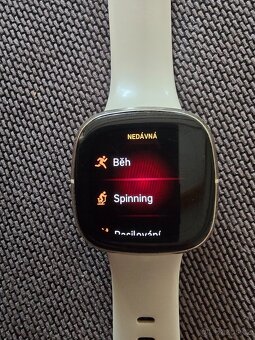 Fitbit sense - 6