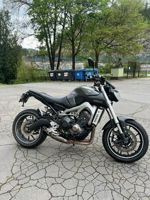 Yamaha MT09 - 6