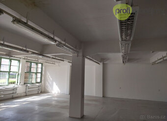 Pronájem skladového prostoru 340 m² - 6