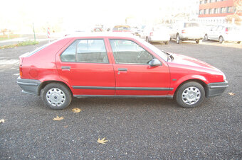 Renault 19 - 6