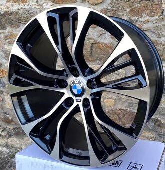 Originál BMW STYLE 599 + pneumatiky PIRELLI P ZERO E - 6