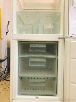 Prodám ledničku Electrolux - 6