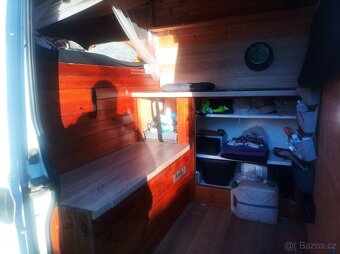 Renault Master obytná dodávka - 6