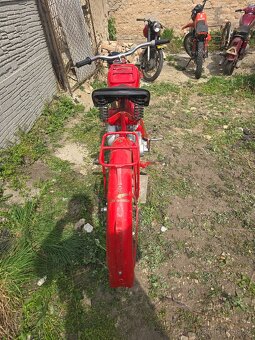 Motoguzzi - 6