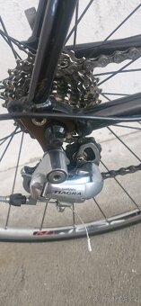 Silniční kolo Schwinn - 6