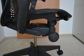 Kancelářská židle Herman Miller Mirra 2 NOVÁ, ZÁRUKA - 6
