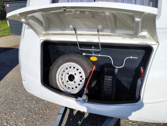 TRIGANO VDL  (STERCKEMAN) | rok.v. 2005 | hmotnost 900 kg - 6