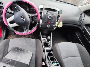 Kia ceed 2011 - 6