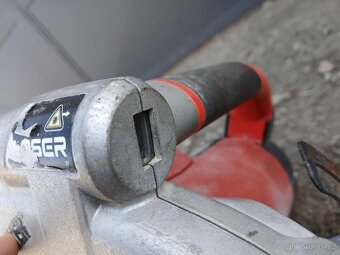 mafl okruzni pila black & decker, laser - 6