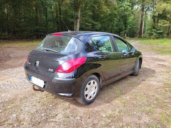Peugeot 308 1,4 70 kw 2008 najeto 150 000 - 6