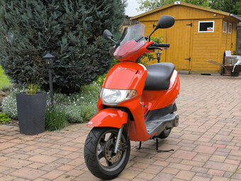 Skůtr Derbi Atlantis - 6