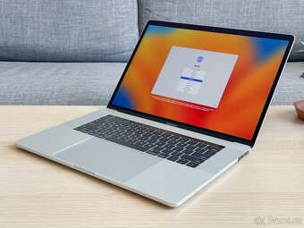 Apple MacBook Pro 15" - SSD 1TB - 100% STAV NOVÉHO - 6