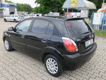 Prodám Kia Rio 1.4 i 71 kW - 6