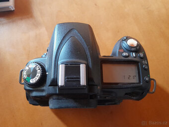 Nikon D90 + 2x objektiv + příslušenství - 6
