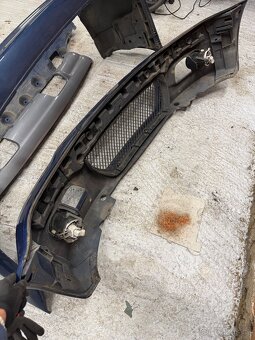 Narazniky a prahy z BMW E46 M3 - 6