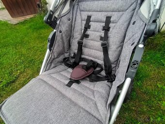 Kočárek (sporťák) Oyster Zero - 6