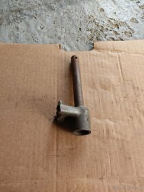 Stupačky, objímky výfuků, hřidel řazení Jawa ČZ - 6