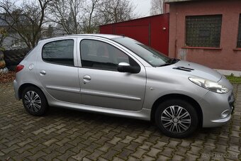 Peugeot 206+ 1.4i 54kw rok 2012 - 6