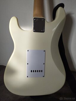 Elektrická kytara- Pasadena - 6