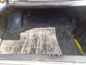 Mercedes-benz w115 3.0D - 6