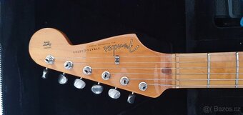 Fender stratocastr - 6
