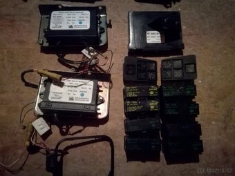 Jaguar XJ40 a X300 řídící jednotky - 6