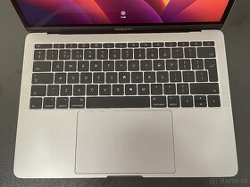 Prodám Macbook Pro 2017 - 6