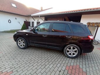 Prodám auto značky Hyundai Santa Fe. - 6
