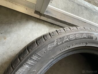 prodám letní pneumatiky 205/55/17 Apollo a Lassa sada - 6