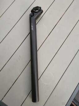 Prodám karbonovou sedlovku pr.34,9mm - 6