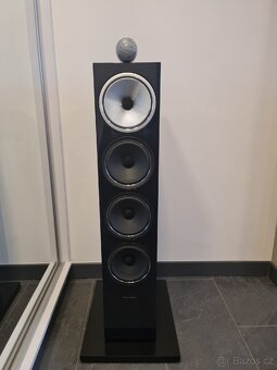 Bowers & Wilkins 702 S2 Signature – špičkový zvuk i design
- 6
