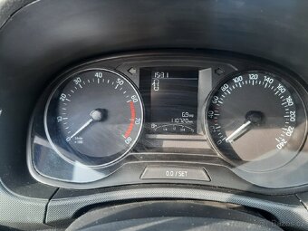 Škoda Fabia 1,2i combi po 1.majiteli - 6