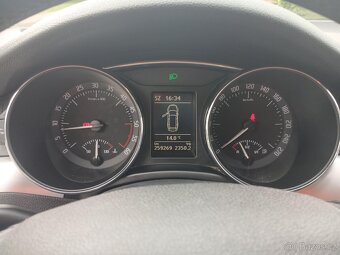 Škoda Superb II, 2,0 TDI kombi - 6