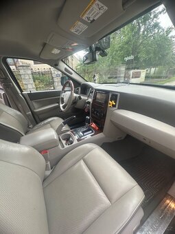 Jeep Grand Cherokee - 6
