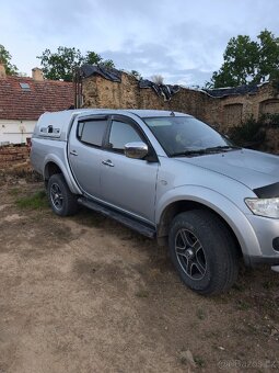 Mitsubishi l200 - 6