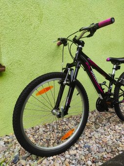 Značkové dětské kolo SPECIALIZED 24" (černá/fialová) - 6