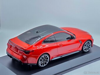 BMW M4 Coupe / Cabrio 1:18 Minichamps - 6