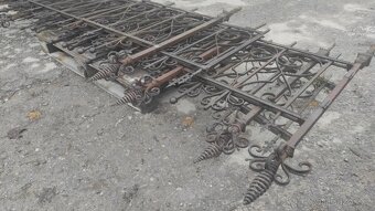 Starý železný plot, plotové dílce, 12bm - 6