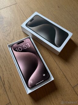 Apple iPhone 15 Pro Max 256GB přírodní - 6