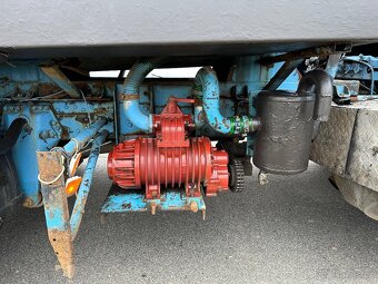 Fekálními vůz Scania p114 - 6