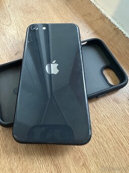 Apple iPhone SE 2020 64 GB , nová baterie 100% - 6