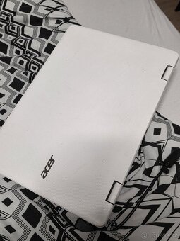Acer  R3-131T konvertibilní notebook dotykovým displejem - 6