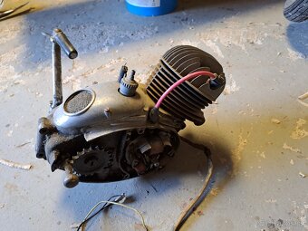 Jawa 150/352 - 6